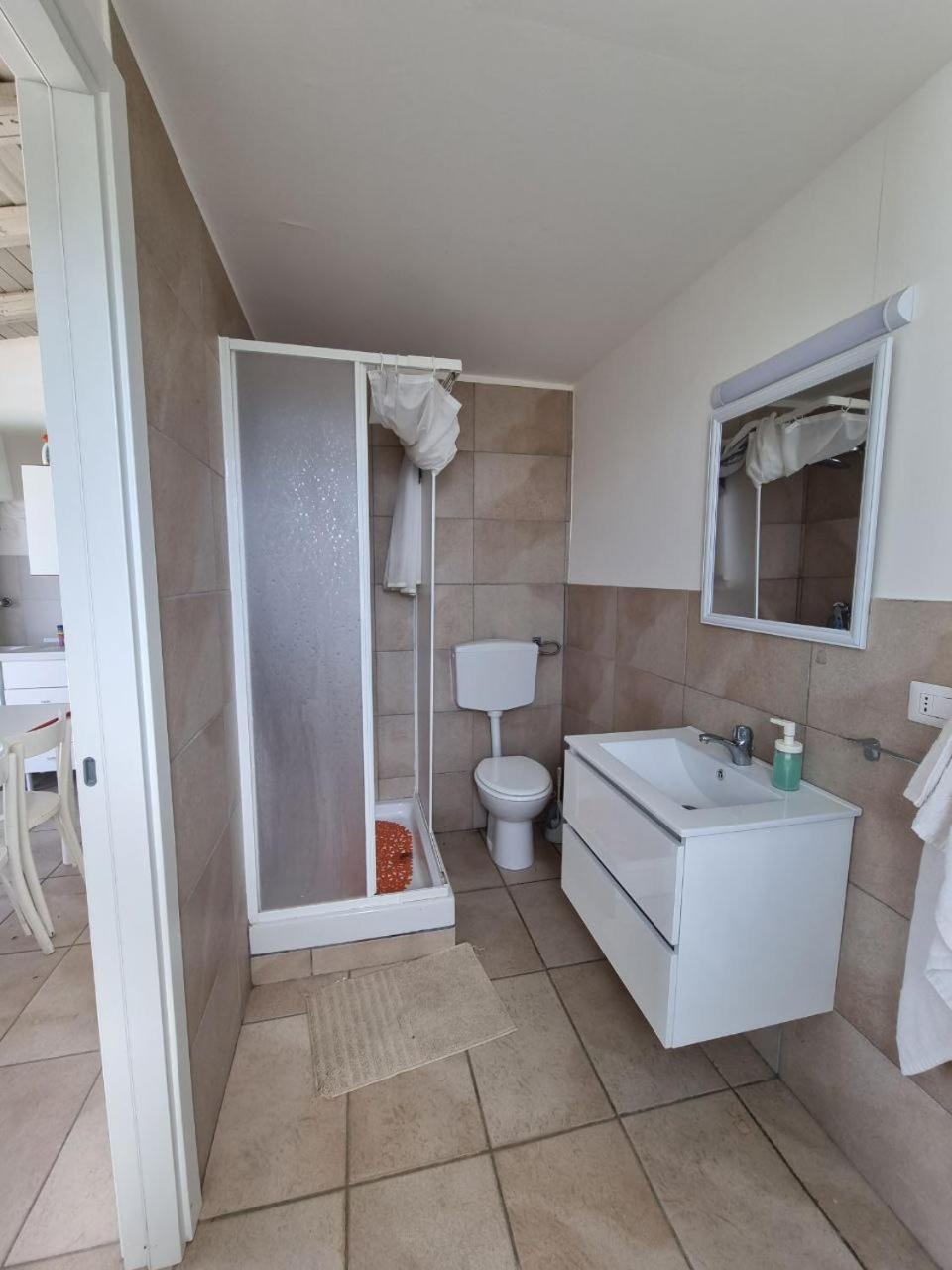 Accogliente Villa Con Piscina Калтаджироне Екстериор снимка