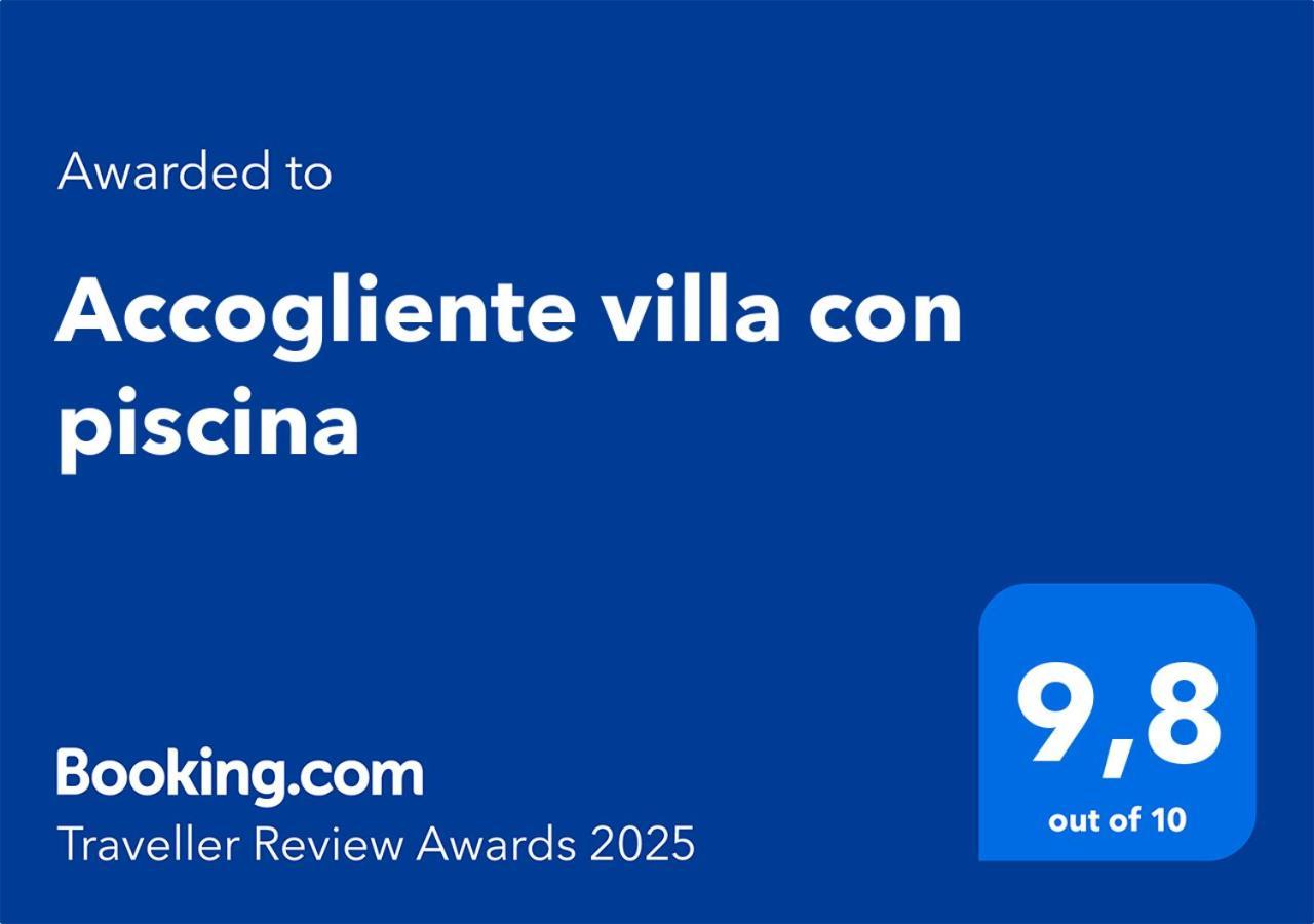 Accogliente Villa Con Piscina Калтаджироне Екстериор снимка
